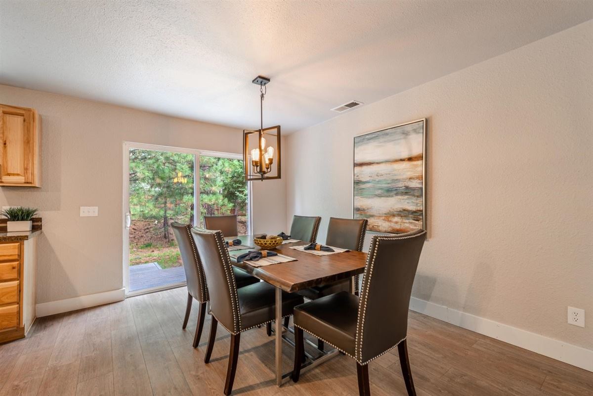 10690 Martis Valley Road Truckee, CA 96161 - Photo 8 of 21 Gallery Image 8