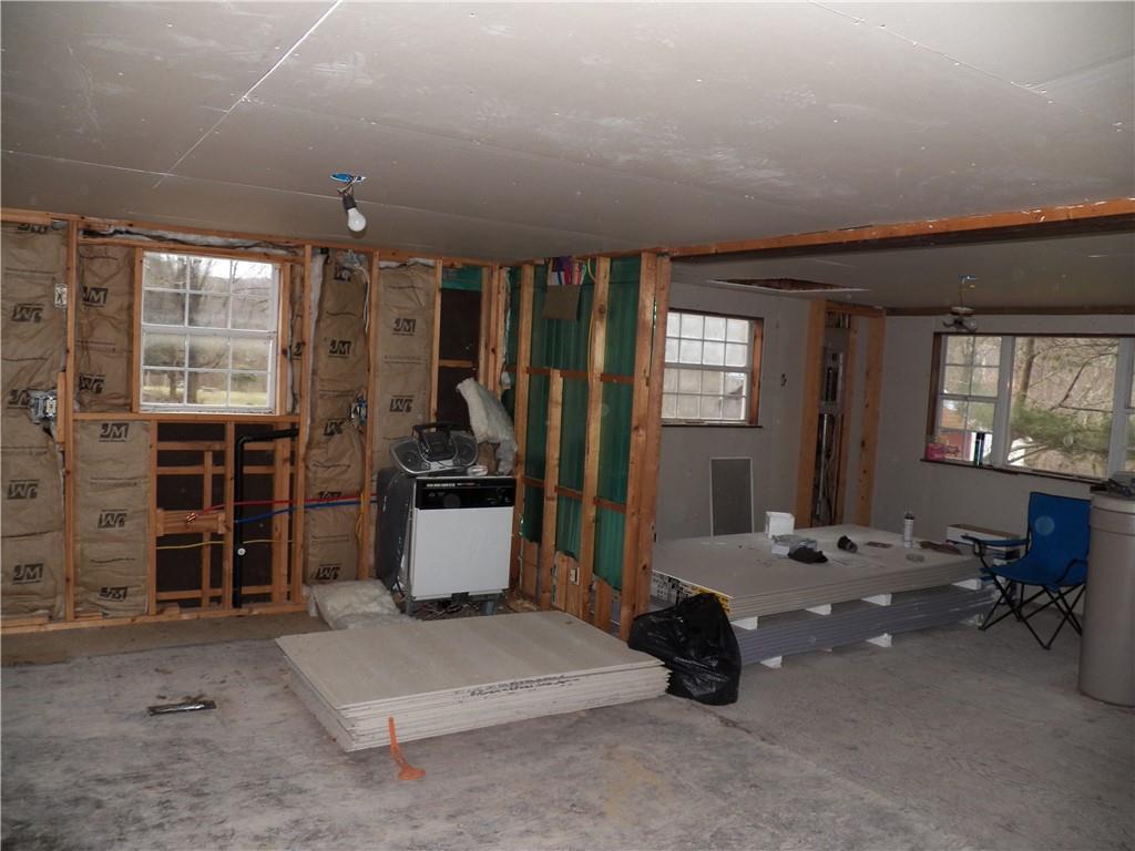 709 Cherry Lane Road Apollo, PA 15613 - Photo 8 of 14