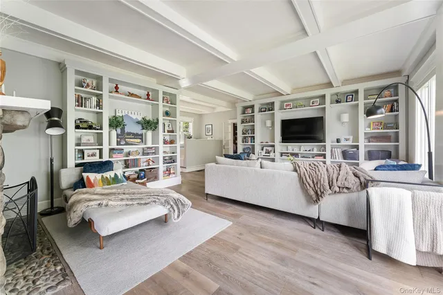 $1,700,000 | 989 Rte 9W, Nyack, NY 10960