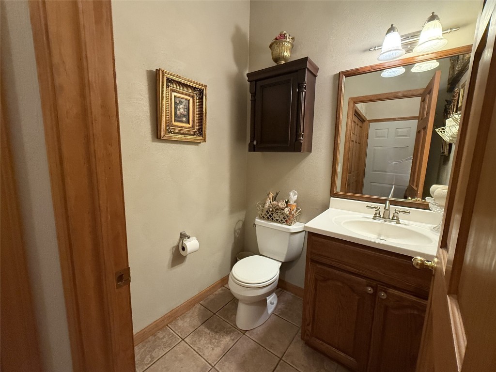 2621 Rustic Ridge Road Endicott, NY 13760 - Photo 17 of 50