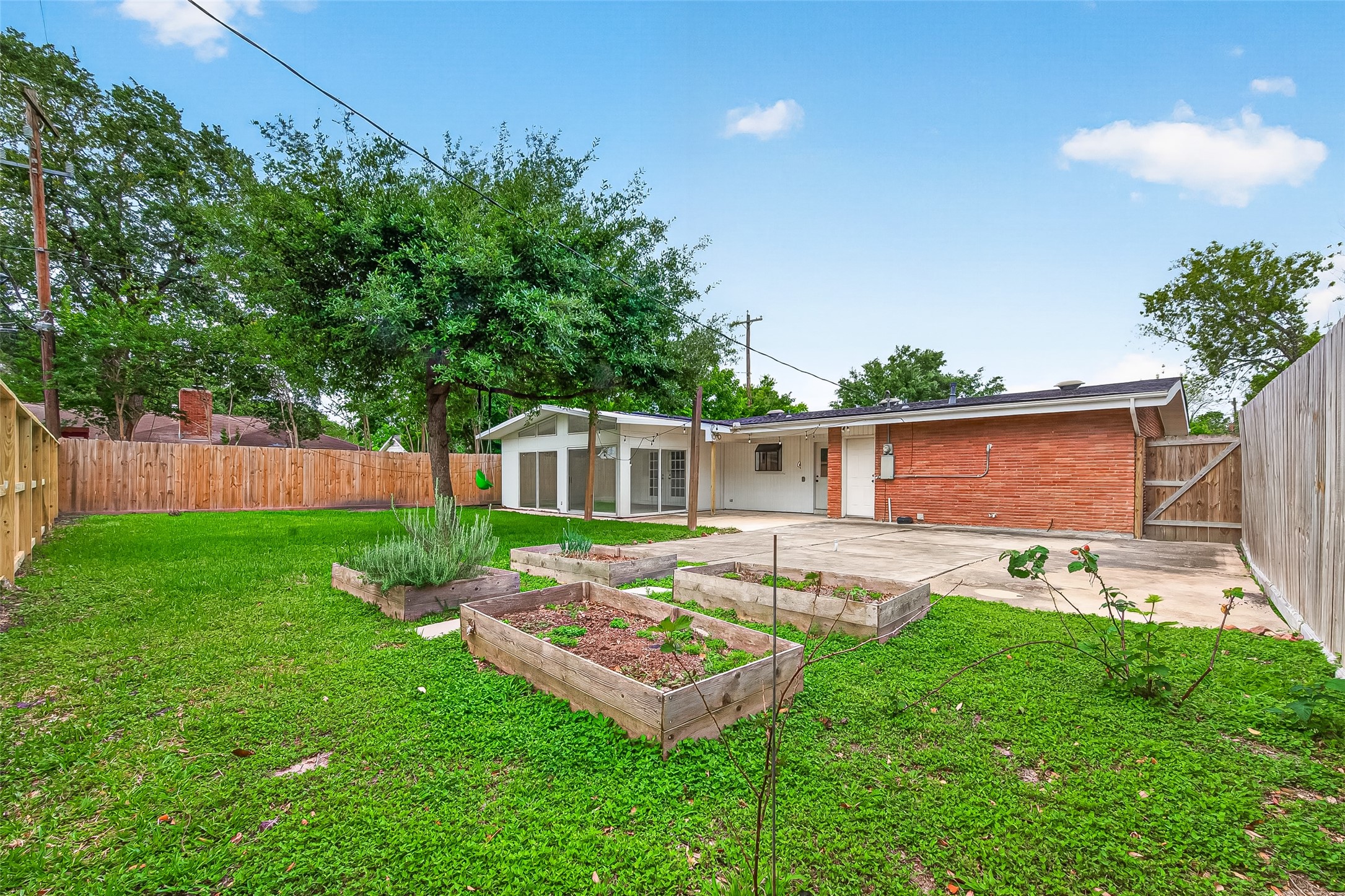 5422 Hummingbird Street Houston, TX 77096 - Photo 45 of 46