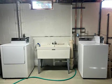 $1,300 | 1335 West Main Street, Unit 4, Lake Geneva, WI 53147