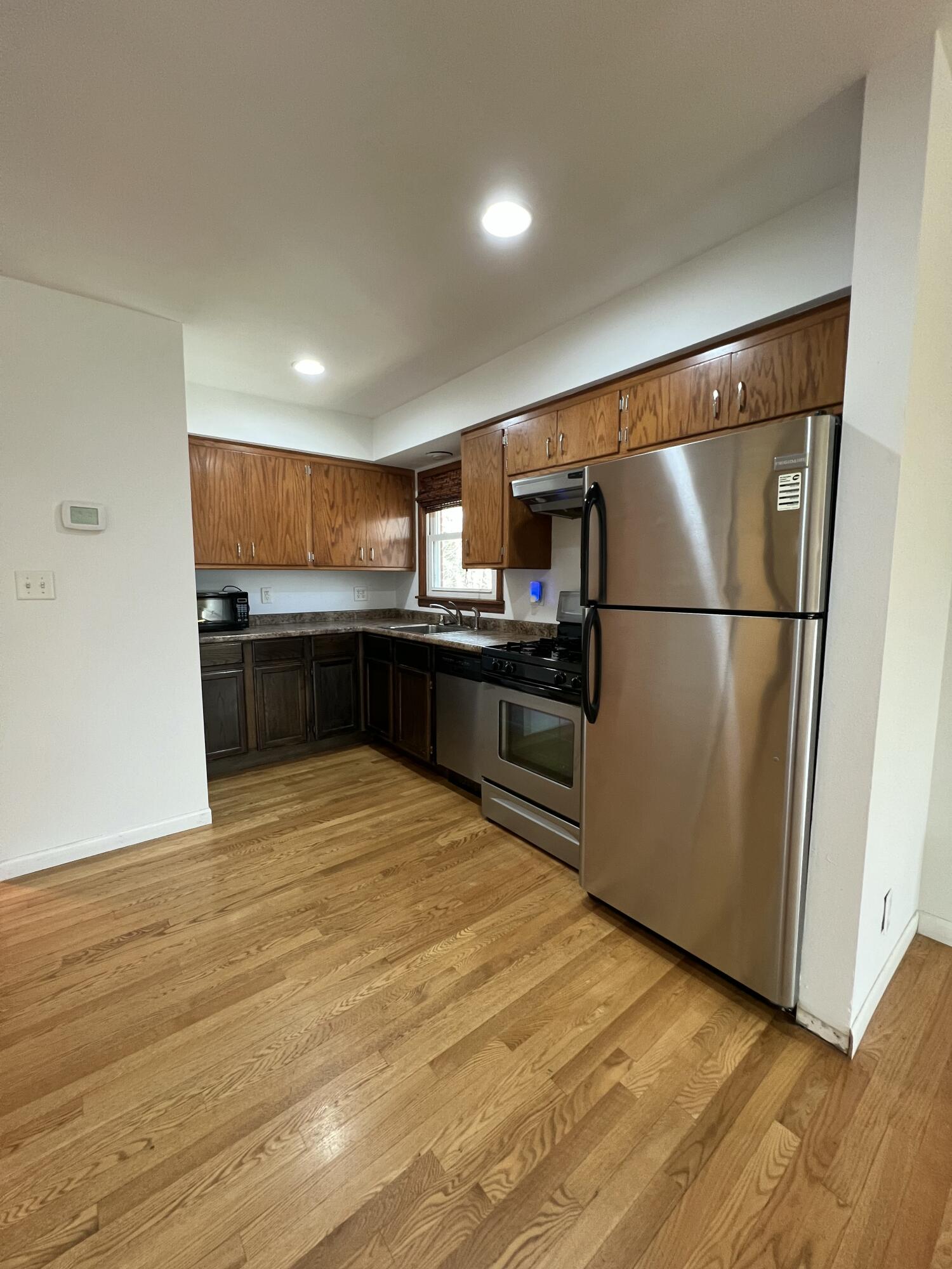 1335 West Main Street, Unit 4 Lake Geneva, WI 53147 - Photo 9 of 15 IMG_9508