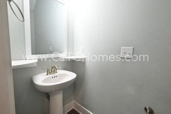 $1,650 | 312 North Sand Palm Road, Freeport, FL 32439