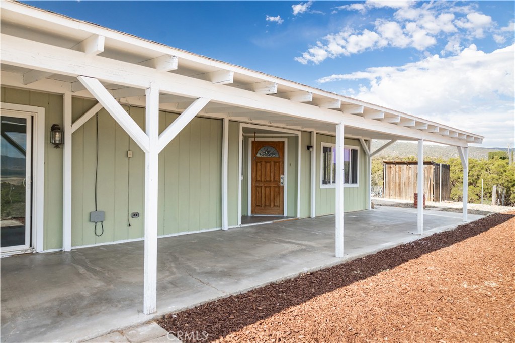 56515 Dickson Way Anza, CA 92539 - Photo 3 of 17 a view of a porch