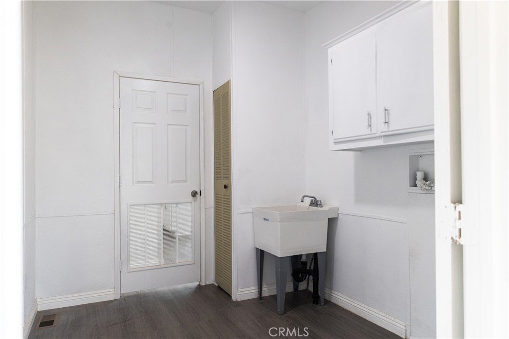 56515 Dickson Way Anza, CA 92539 - Photo 10 of 17 a view of cabinets and utility room with closet area