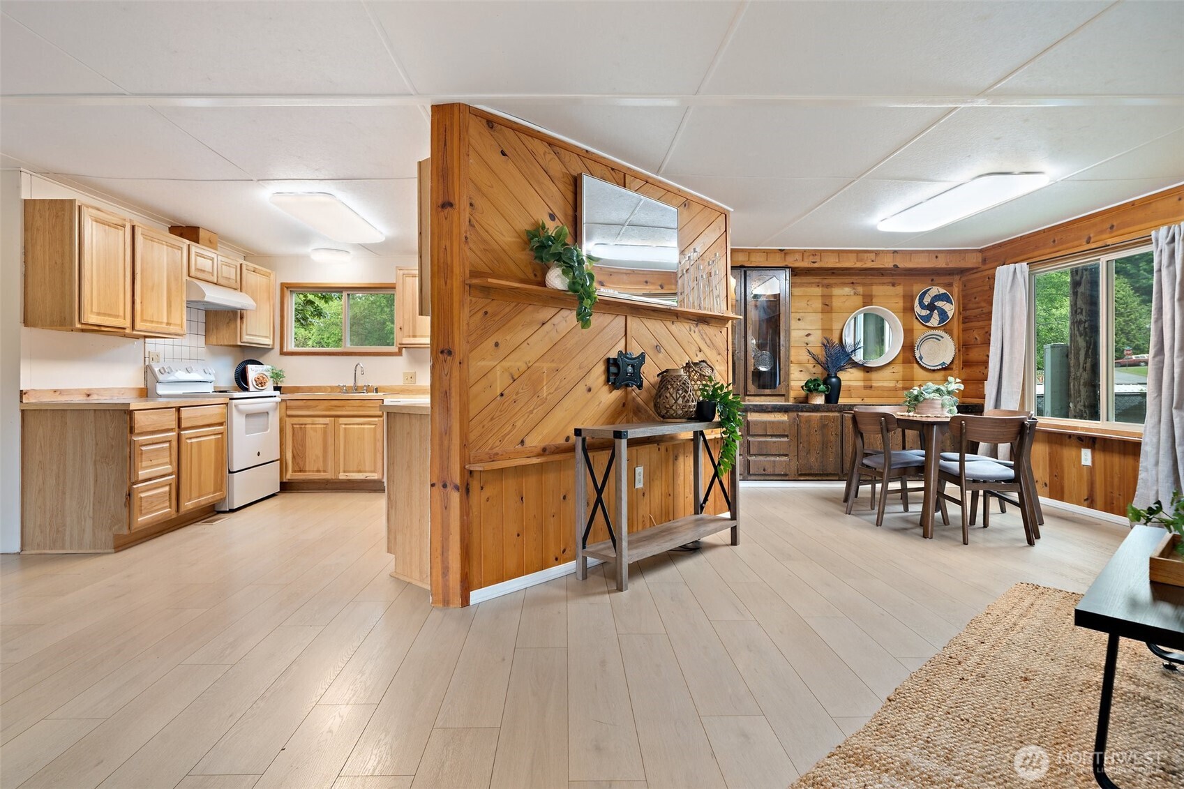 27655 Woodside Road Northeast Kingston, WA 98346 - Photo 10 of 37 Gallery Image 10