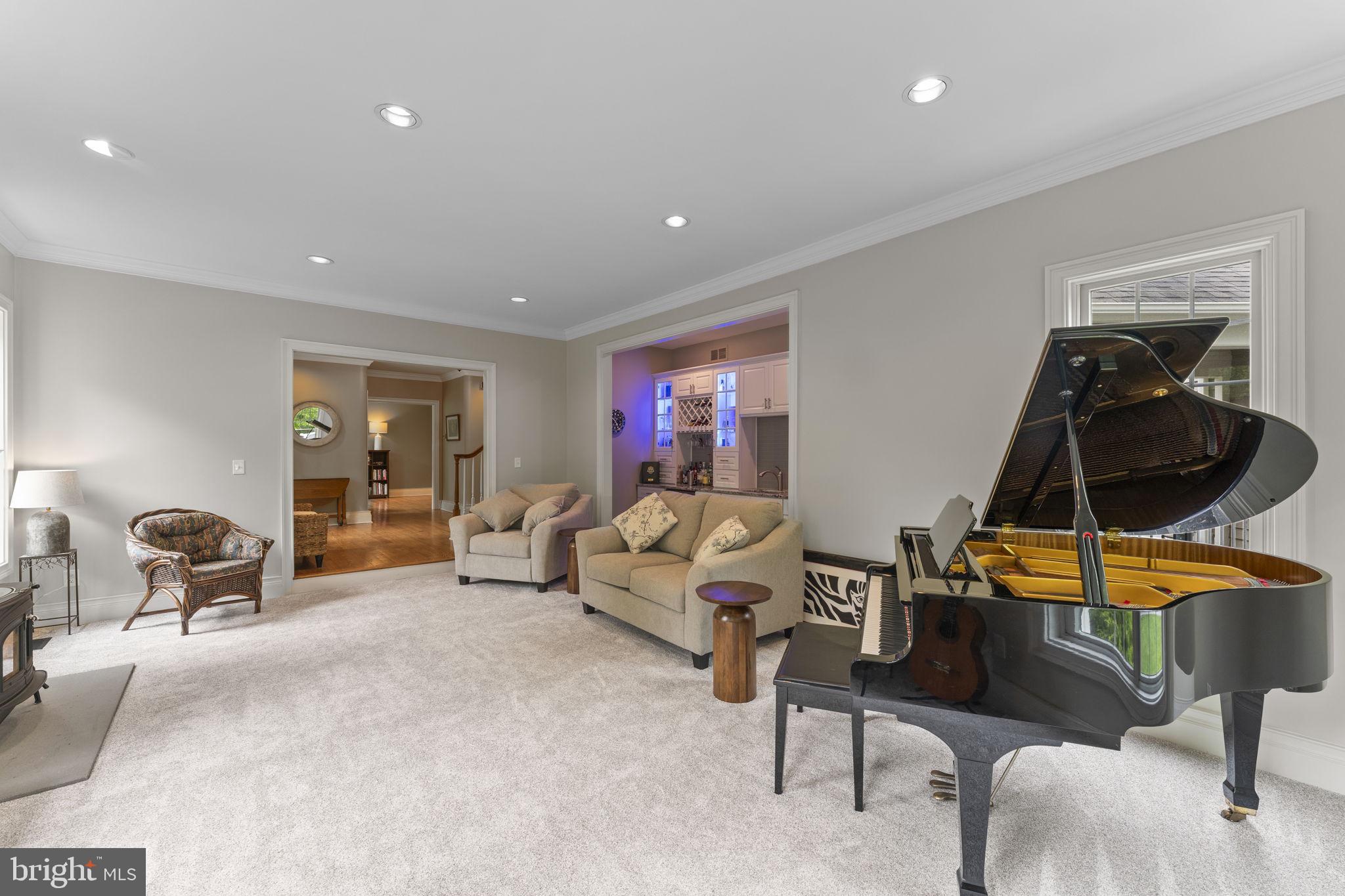 1773 Sheeder Mill Road Spring City, PA 19475 - Photo 9 of 45 Lounge/Bar/Formal Living Room