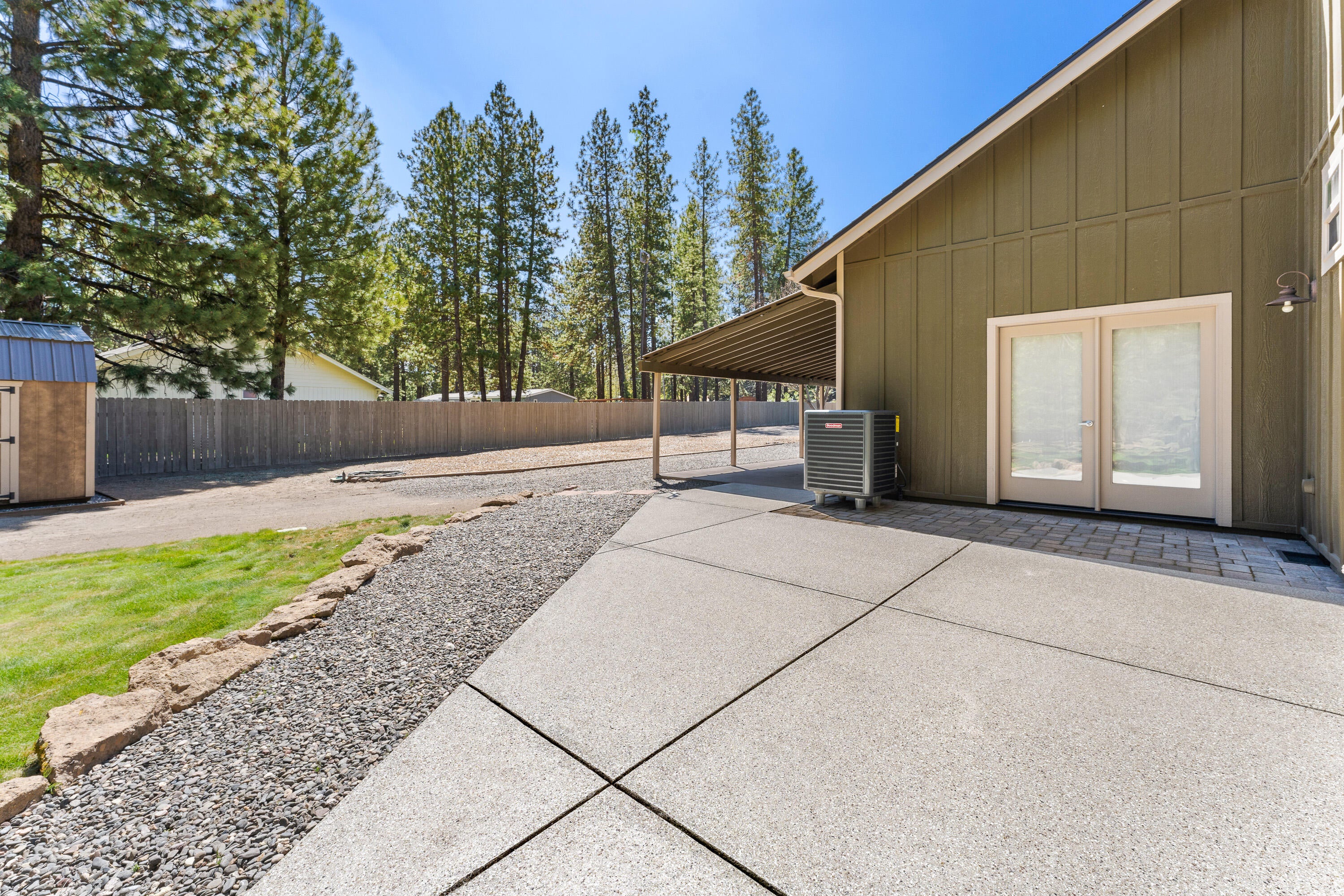 19236 Kiowa Road Bend, OR 97702 - Photo 38 of 52 19236-Kiowa-Road-Bend-OR-97702_ (23)