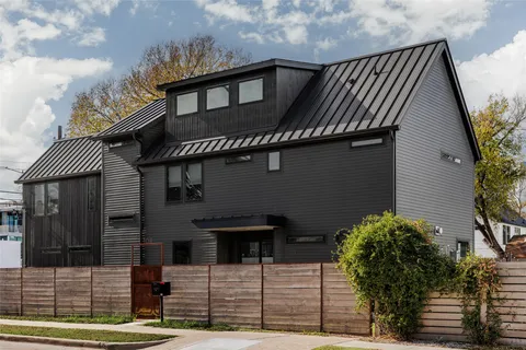 $1,599,000 | 108 Comal Street, Austin, TX 78702