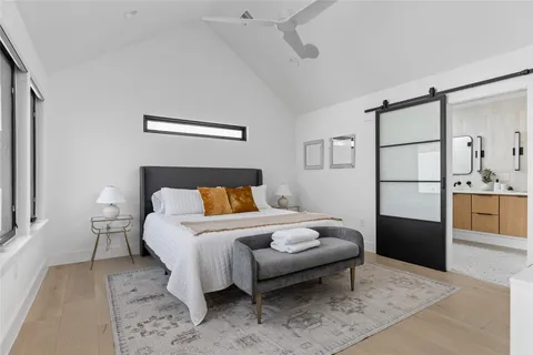 $1,575,000 | 108 Comal Street, Austin, TX 78702