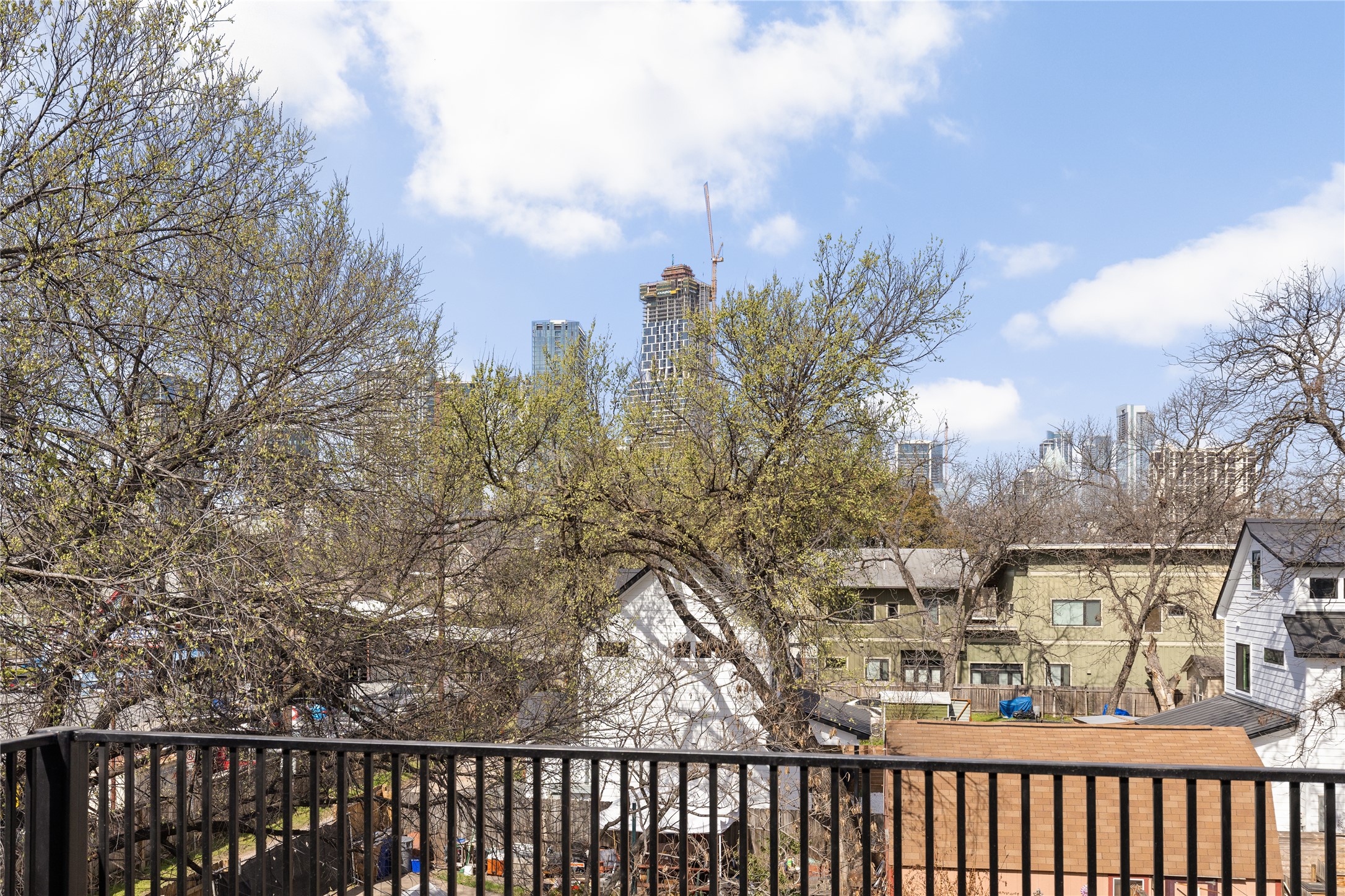 108 Comal Street Austin, TX 78702 - Photo 37 of 40 Balcony with a skyline view