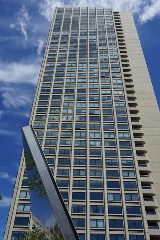 $3,800 | 85 East India Row, Unit 34D, Boston, MA 02110