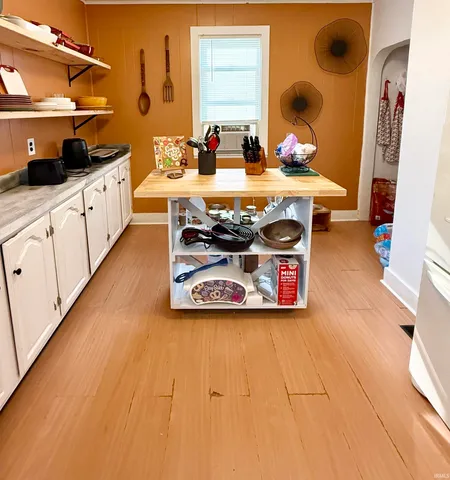 $210,900 | 1424 13th Street, Bedford, IN 47421