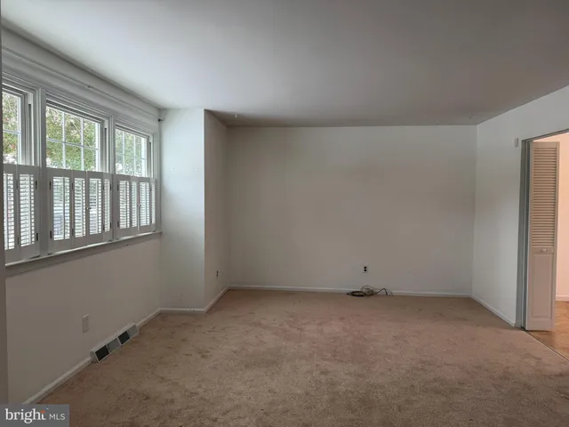 $380,000 | 24 Baltusrol Court, Dover, DE 19904