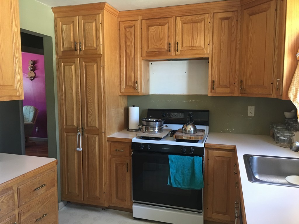 145 Marked Tree Road Holliston, MA 01746 - Photo 5 of 8 Gallery Image 5