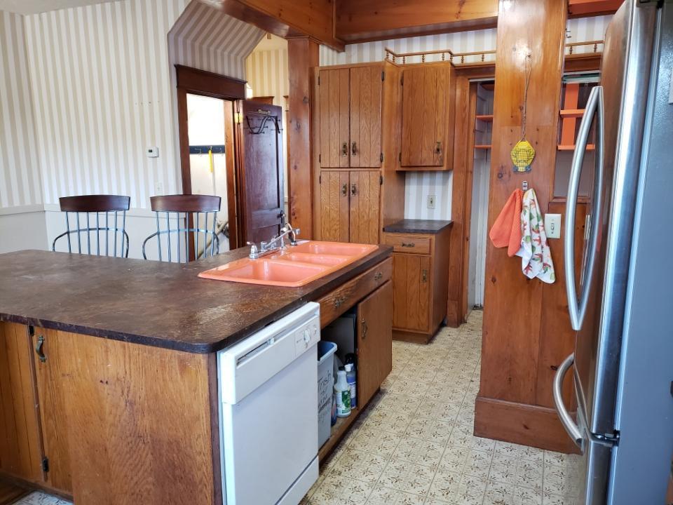 4 South Lisbon Road Lewiston, ME 04240 - Photo 21 of 66 Kitchen