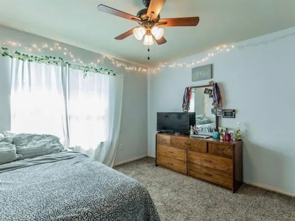 $2,000 | 108 Halifax Circle, Palmer, TX 75152