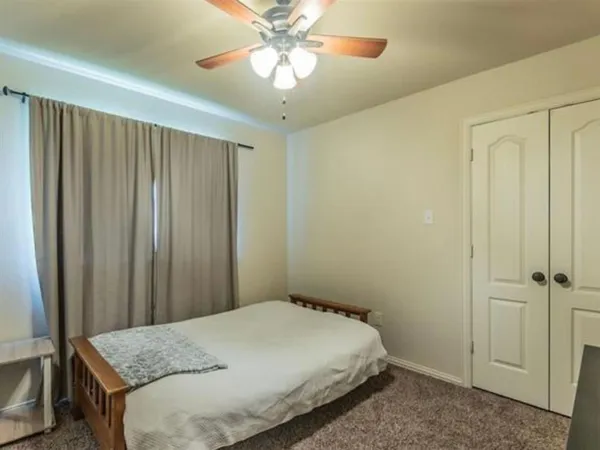 $2,000 | 108 Halifax Circle, Palmer, TX 75152