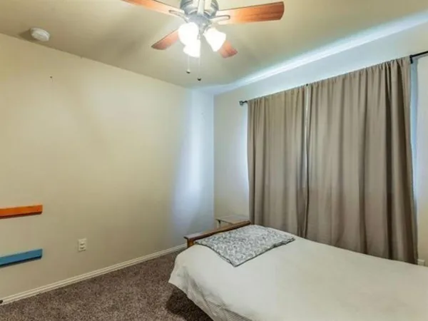 $2,000 | 108 Halifax Circle, Palmer, TX 75152