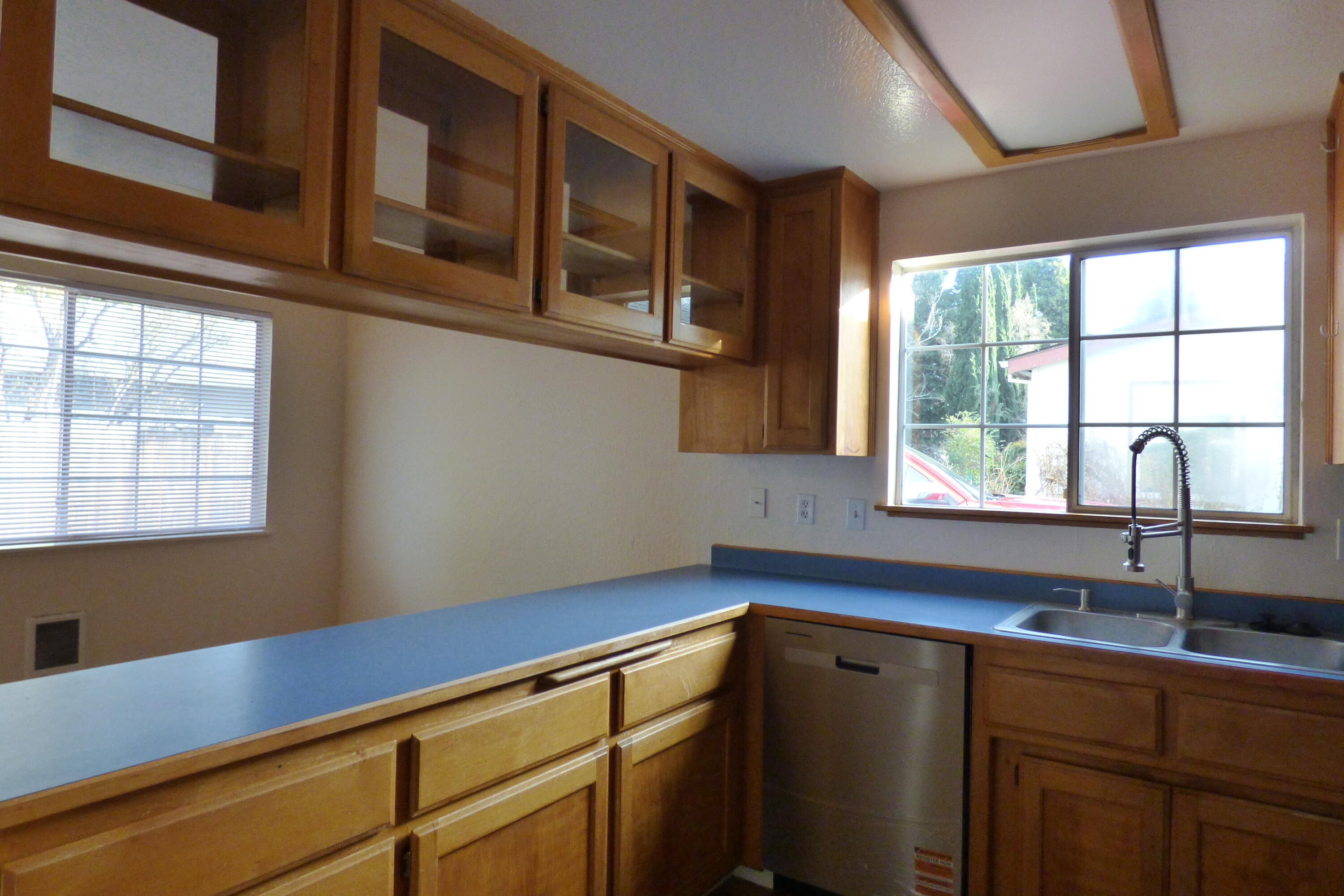 210 West Main Street Rogue River, OR 97537 - Photo 21 of 38