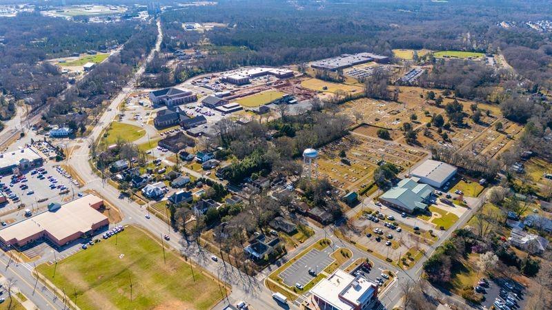 101 East Chambers Street Forsyth, GA 31029 - Photo 13 of 15