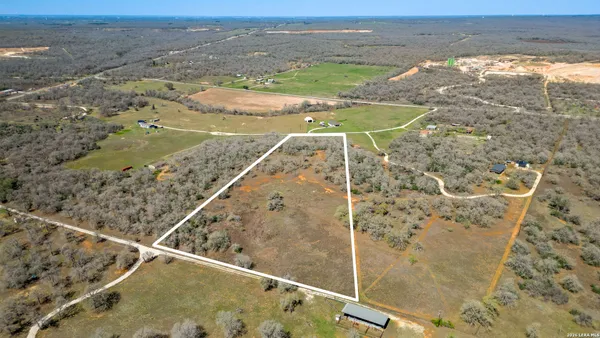 $189,000 | 117 White Horse Lane, Stockdale, TX 78160