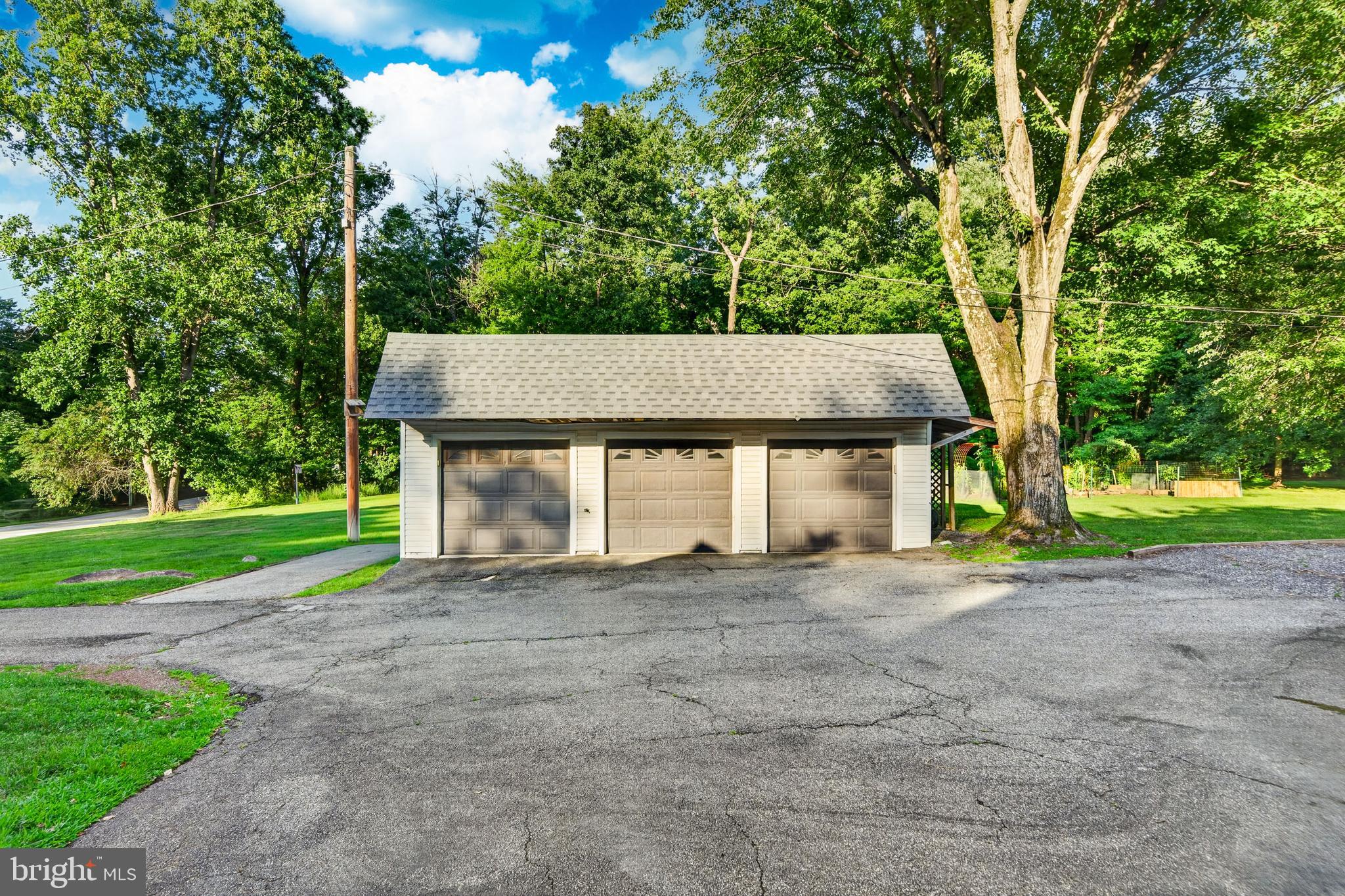 866 Shavertown Road Garnet Valley, PA 19060 - Photo 72 of 72 Detached 3 Car Garage
