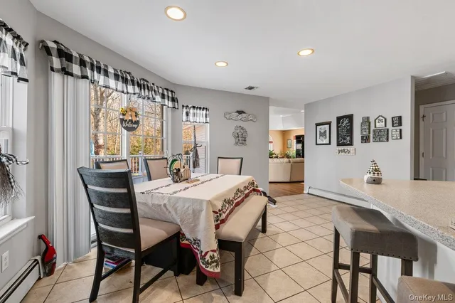 $869,999 | 11 Moran Court, Manorville, NY 11949