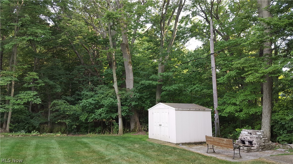 3684 North Cliff Road Port Clinton, OH 43452 - Photo 11 of 21 Gallery Image 11