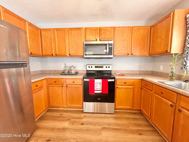 $292,000 | 105 Coral Ridge Road, Richlands, NC 28574