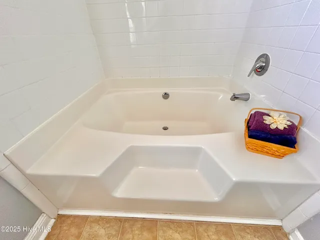 $292,000 | 105 Coral Ridge Road, Richlands, NC 28574