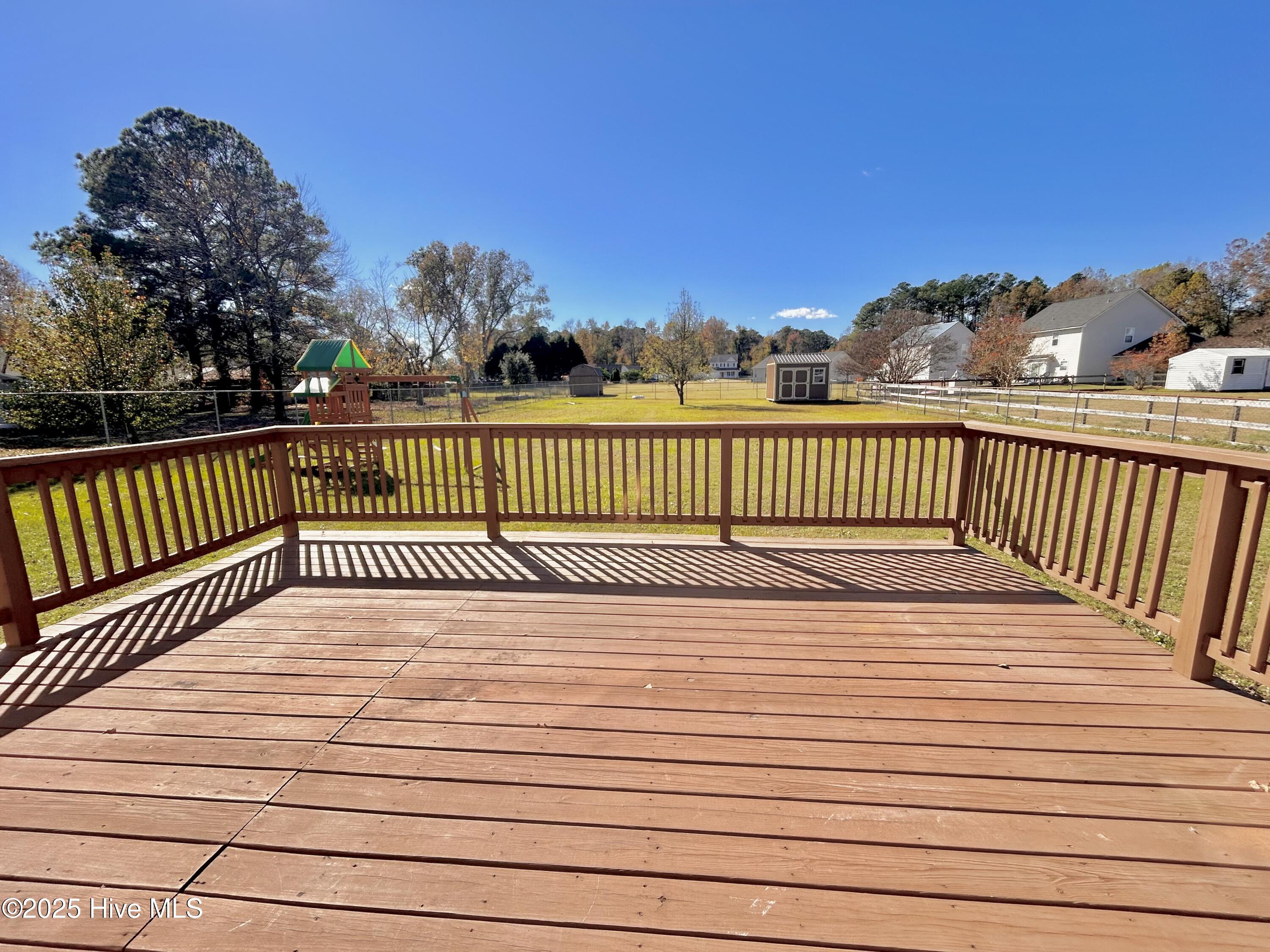 105 Coral Ridge Road Richlands, NC 28574 - Photo 36 of 41 Deck