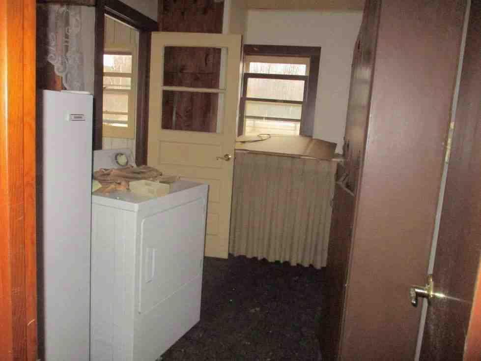 4218 Rowell Lane Abrams, WI 54101 - Photo 21 of 28 Hall