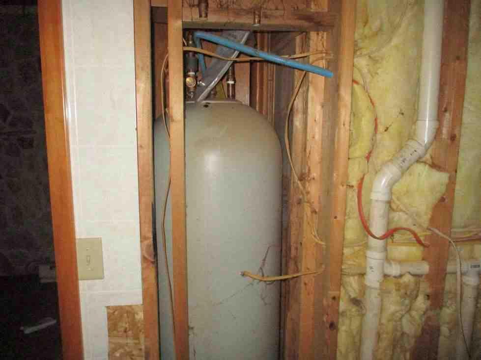 4218 Rowell Lane Abrams, WI 54101 - Photo 23 of 28 tank