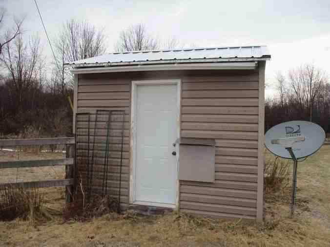 4218 Rowell Lane Abrams, WI 54101 - Photo 7 of 28 pump house