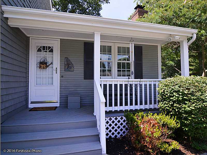 4 Deer Run Cranston, RI 02921 - Photo 4 of 22 Exterior Front.