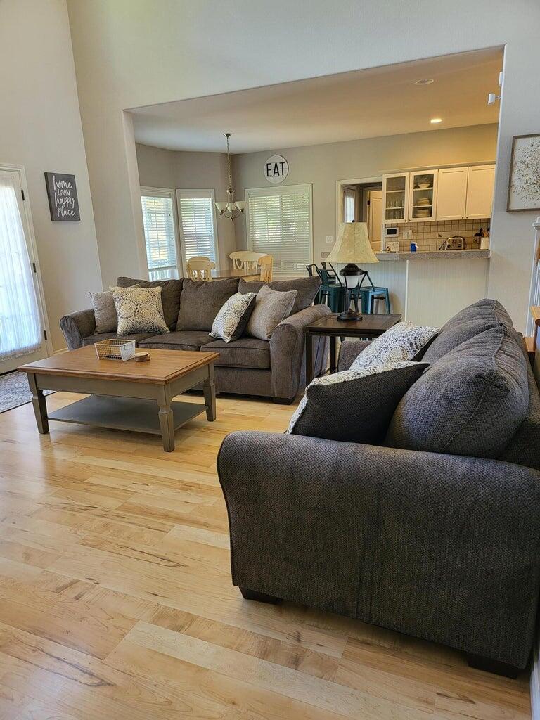 9506 Kestrel Road Klamath Falls, OR 97601 - Photo 13 of 27 IMG_0375