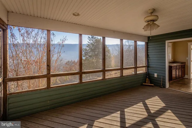 $525,000 | 79 Gunn Lane, Woodstock, VA 22664