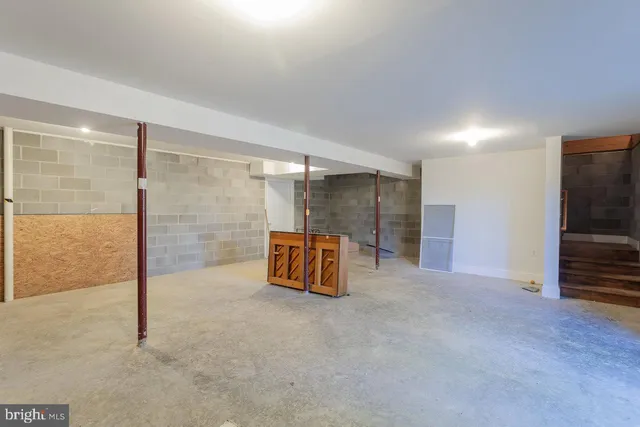 $525,000 | 79 Gunn Lane, Woodstock, VA 22664