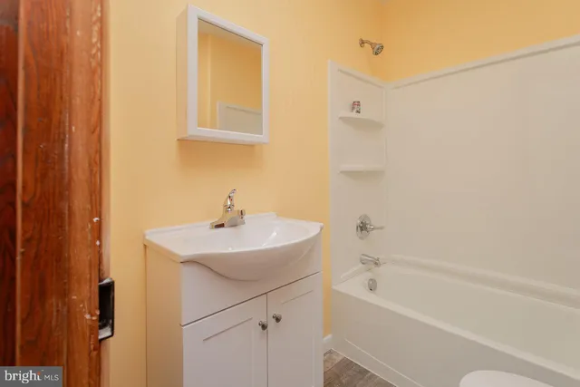 $525,000 | 79 Gunn Lane, Woodstock, VA 22664