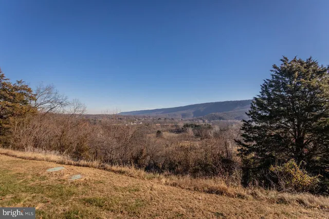 $525,000 | 79 Gunn Lane, Woodstock, VA 22664