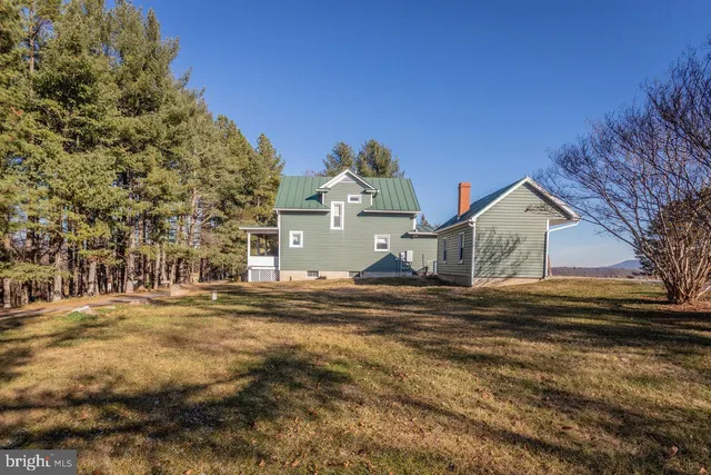 $525,000 | 79 Gunn Lane, Woodstock, VA 22664