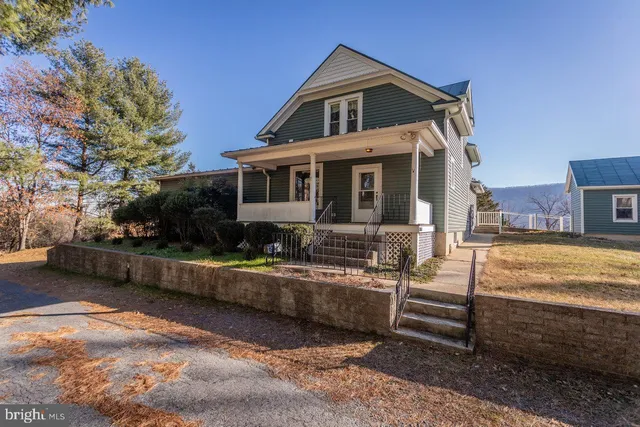 $525,000 | 79 Gunn Lane, Woodstock, VA 22664