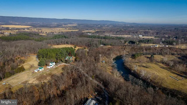 $525,000 | 79 Gunn Lane, Woodstock, VA 22664