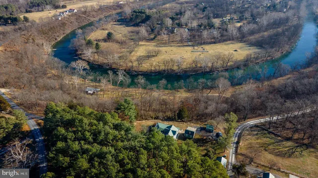 $525,000 | 79 Gunn Lane, Woodstock, VA 22664