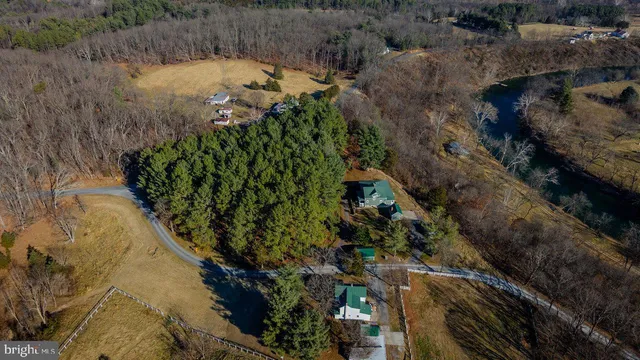 $525,000 | 79 Gunn Lane, Woodstock, VA 22664