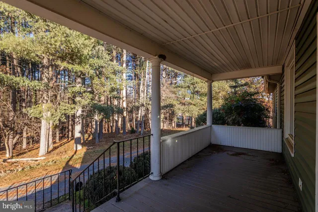 $525,000 | 79 Gunn Lane, Woodstock, VA 22664