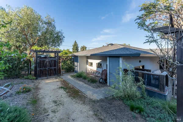 $585,000 | 902 Helen Avenue, Ukiah, CA 95482