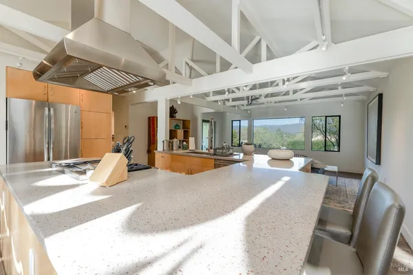 $585,000 | 902 Helen Avenue, Ukiah, CA 95482